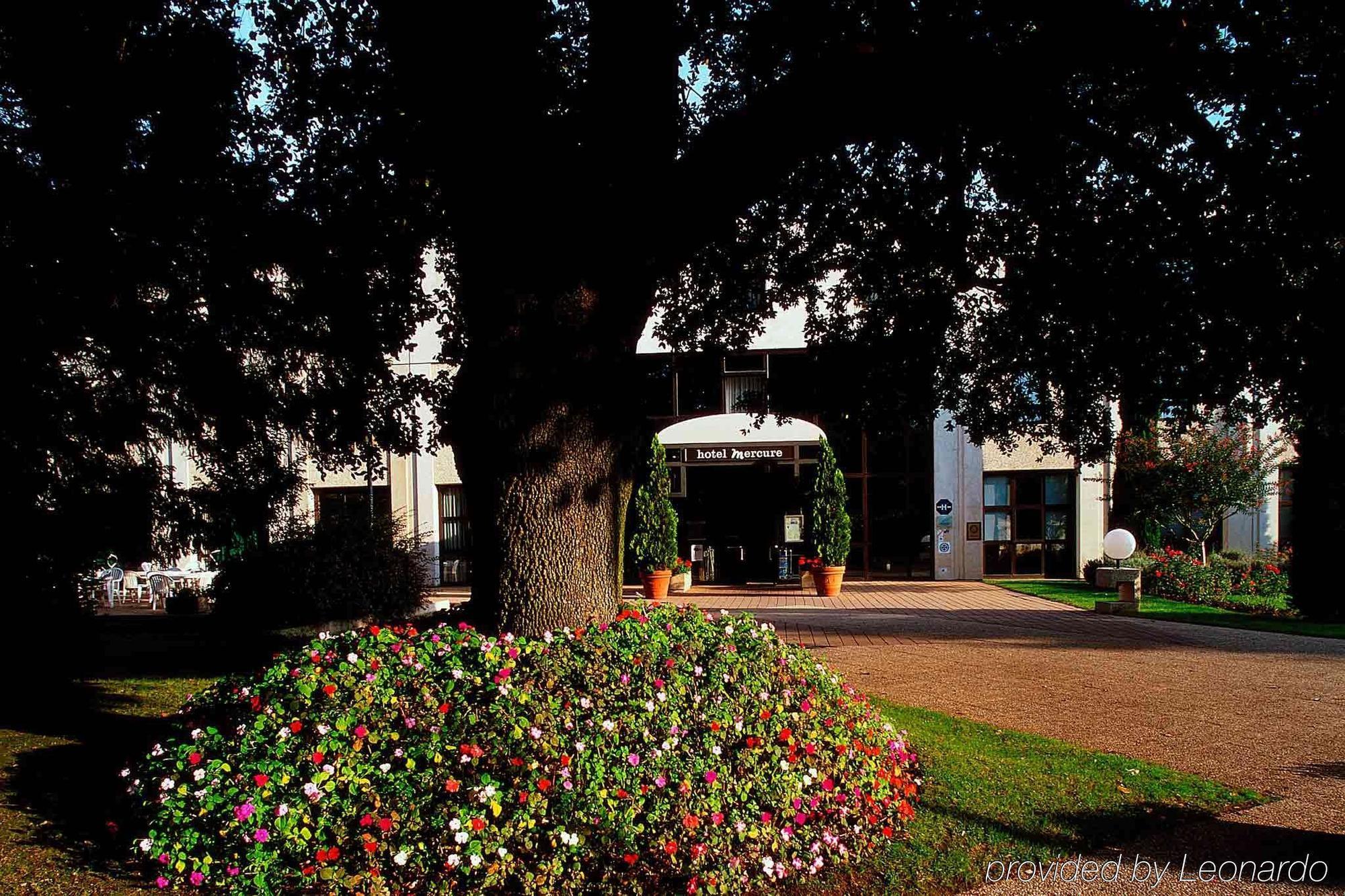 Mercure Niort Marais Poitevin Hotel Exterior photo